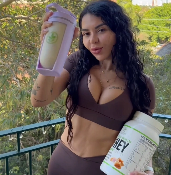 Luana S