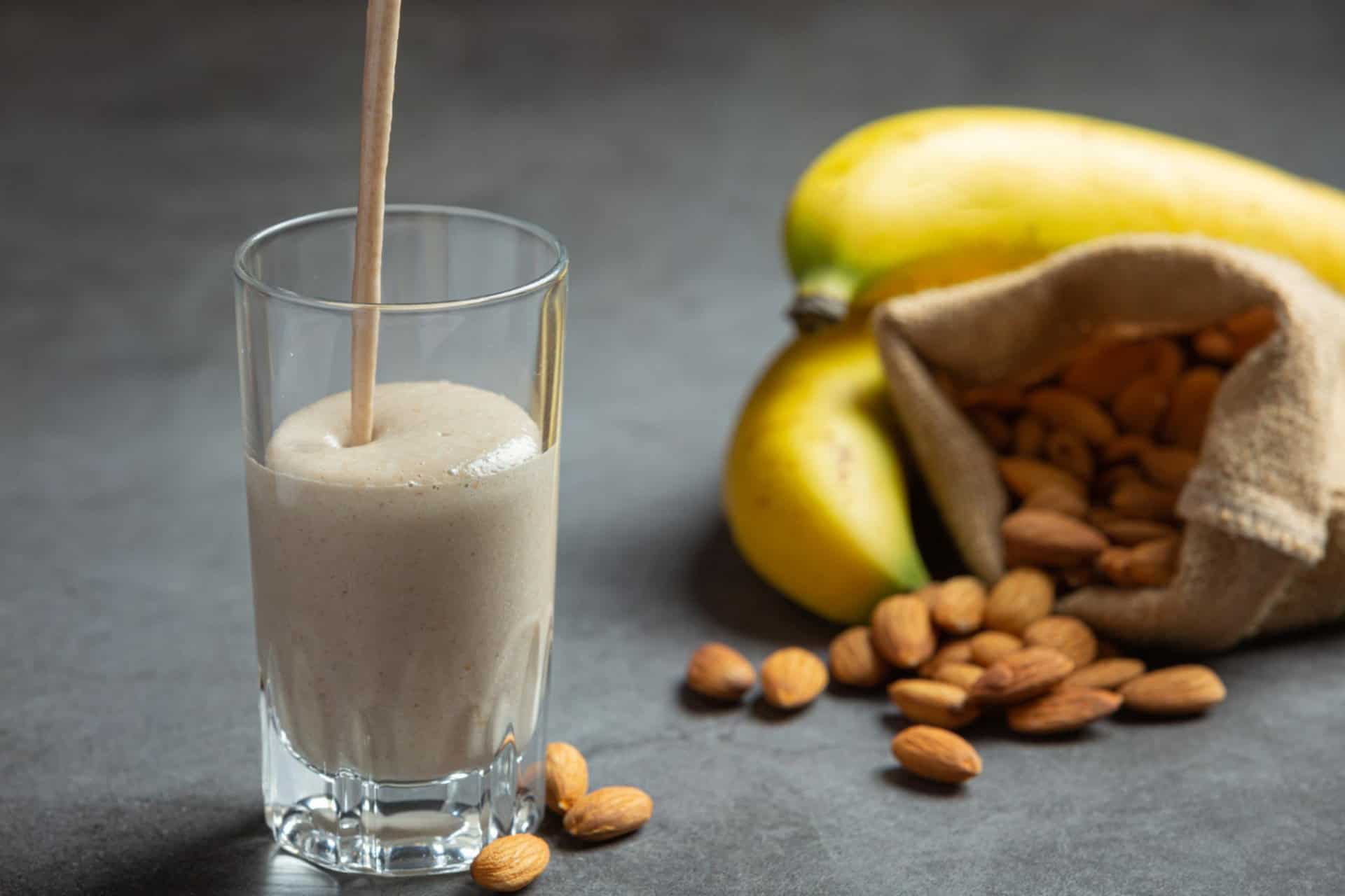 A Healthy (Delicious) Weight Gainer Smoothie