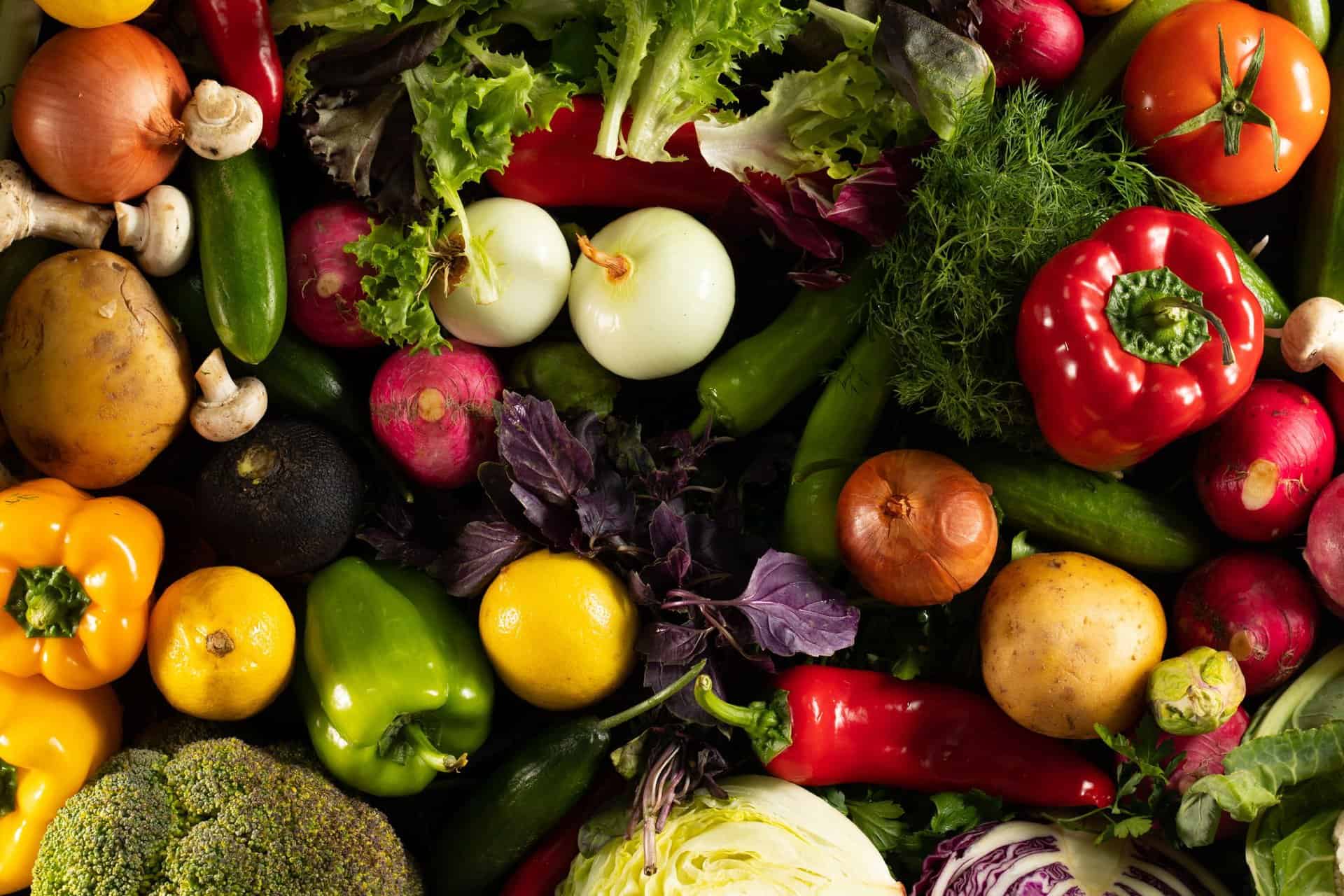 Organic versus Natural and Artificial Food, Drinks, and Supplements