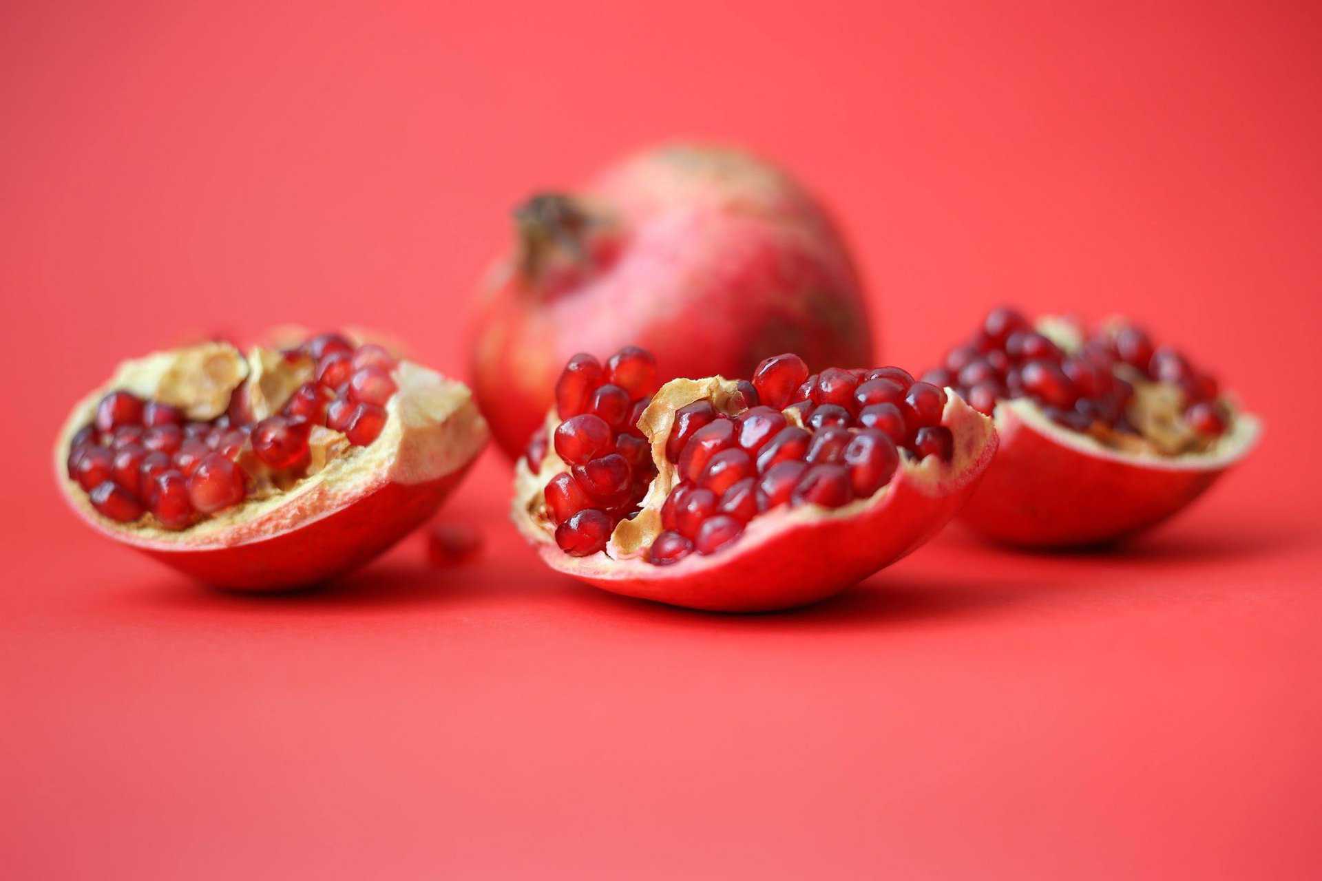 Amazing Benefits of Pomegranates